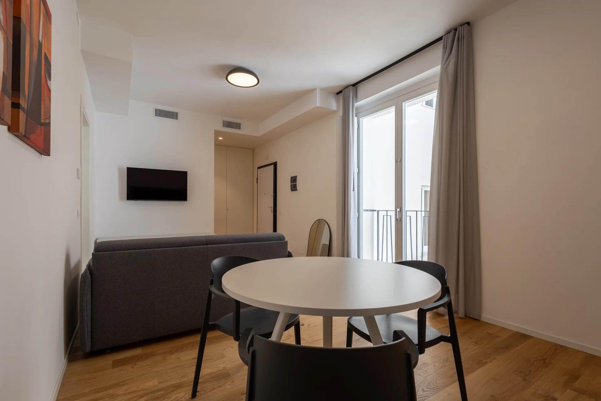 Apartment 1 — room 1
