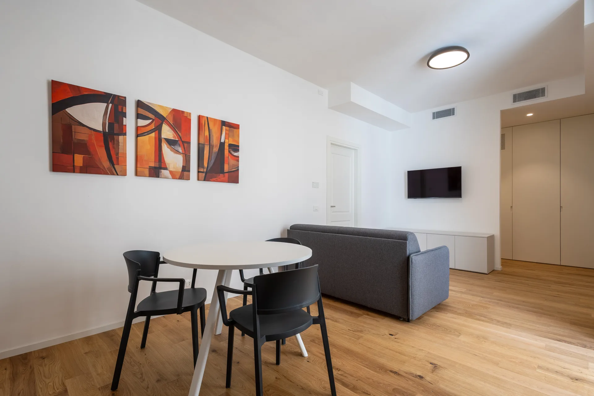 Apartment 1 — room 2