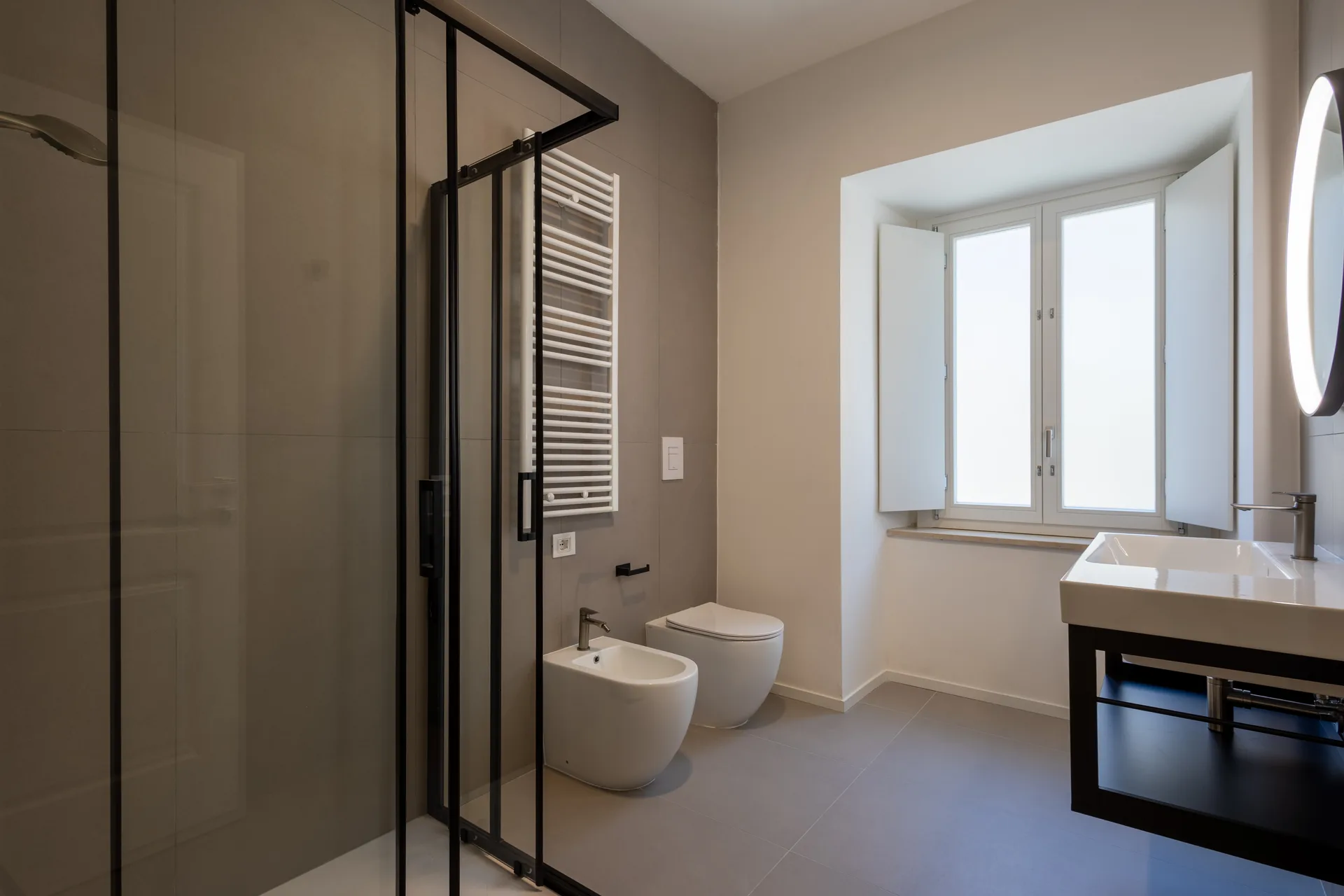Apartment 1 — room 4
