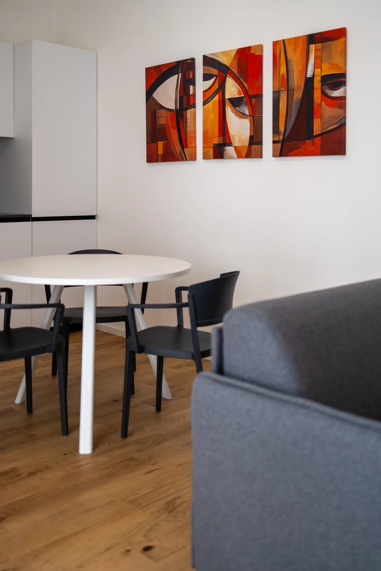 Apartment 1 — room 5