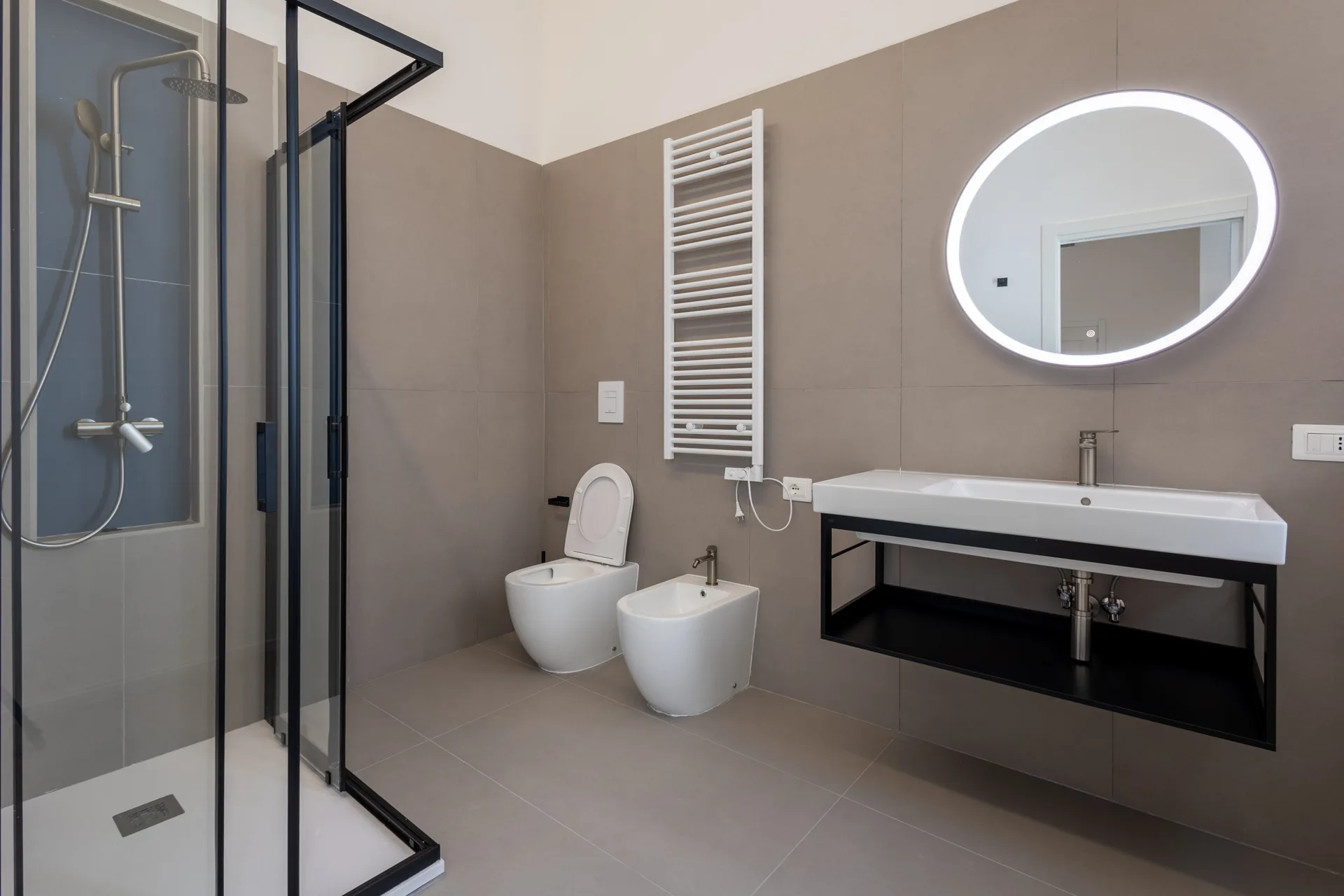 Apartment 3 — room 3