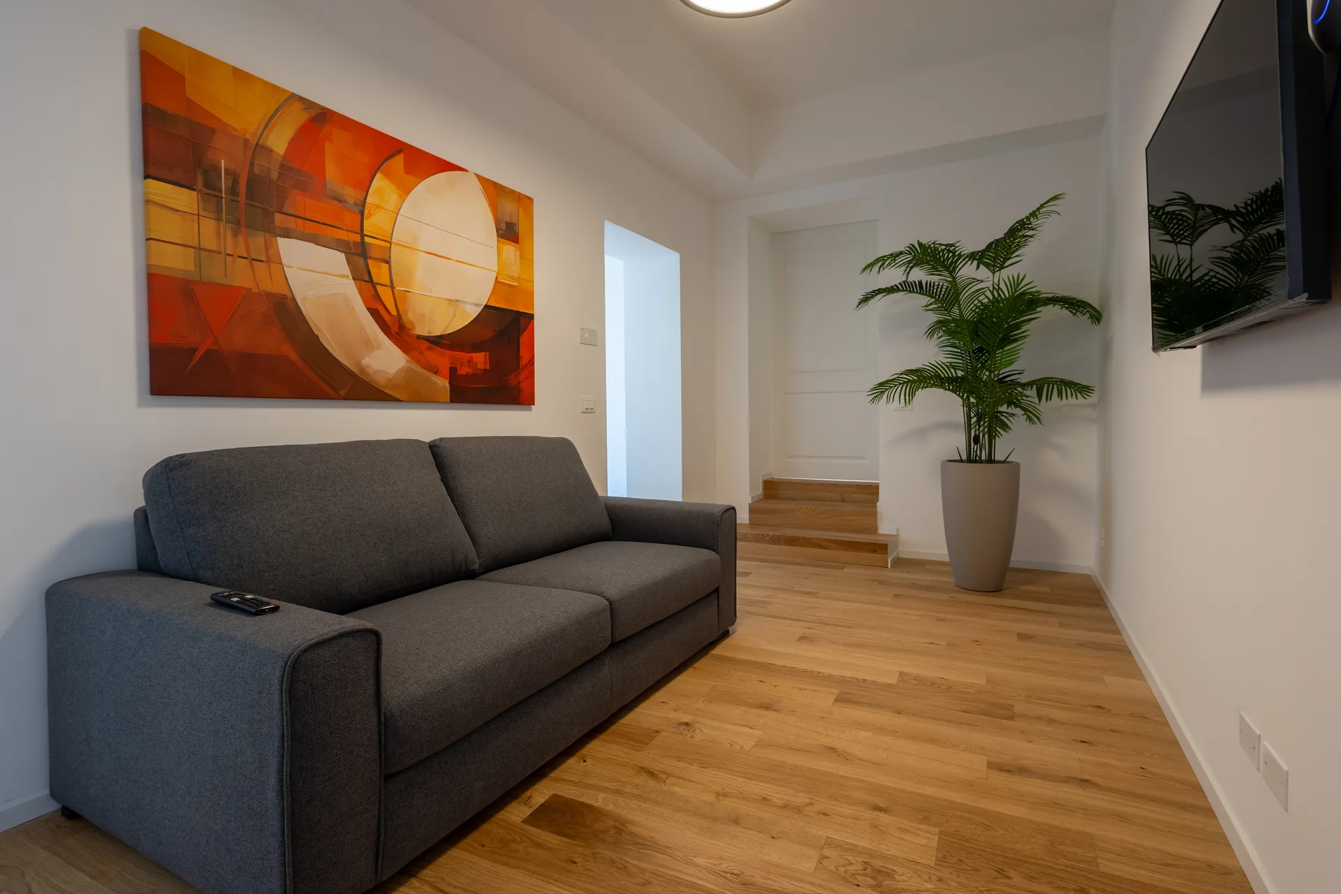 Apartment 6 — room 1