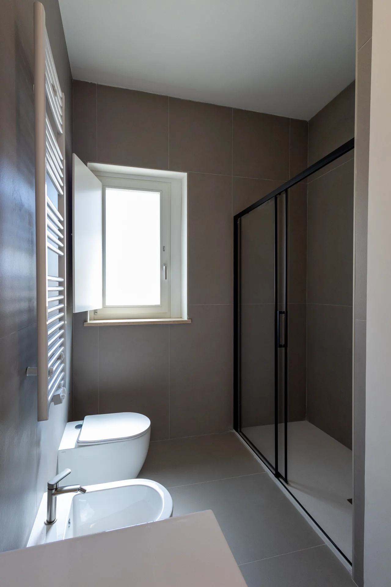 Apartment 7 — room 9